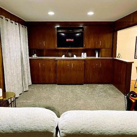 Nice Cozy Family-Sized Home In Quiet Neighborhood Oak Park المظهر الخارجي الصورة