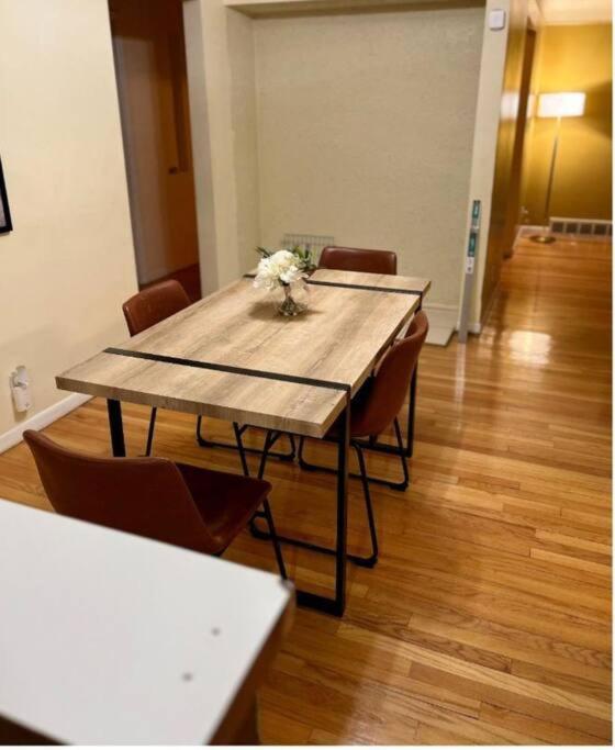 Nice Cozy Family-Sized Home In Quiet Neighborhood Oak Park المظهر الخارجي الصورة